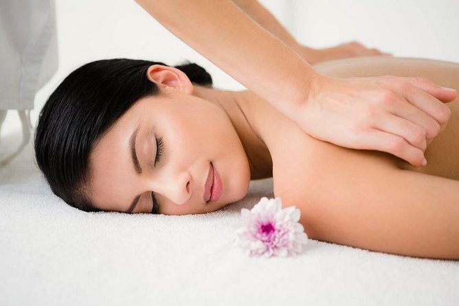 120 minutes Full Body Relaxing Massage + Head Massage + Feet Massage For Couples - What the private room means for a couple