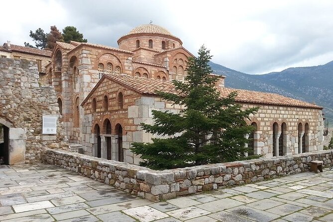 2-Day Private Tour to Delphi and Meteora from Athens - Why this route works from Athens