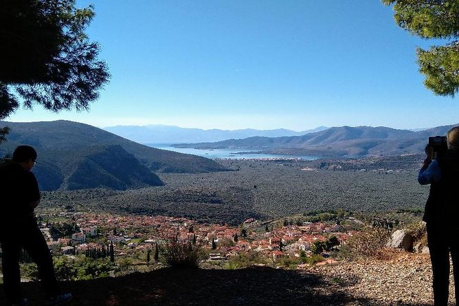 2-Day Private Tour to Delphi & Meteora with Great Lunch included - First views of Meteora in the late afternoon