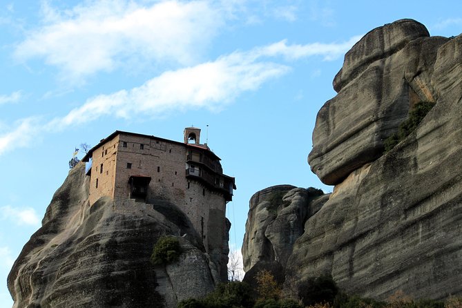 2-Day Private Tour to Delphi & Meteora with Great Lunch included - Great Meteoron, Varlaam, and Holy Trinity