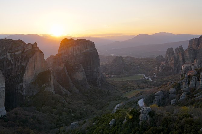 2 Days Private Tour: Delphi & Meteora - Thermopylae and the road back to Athens