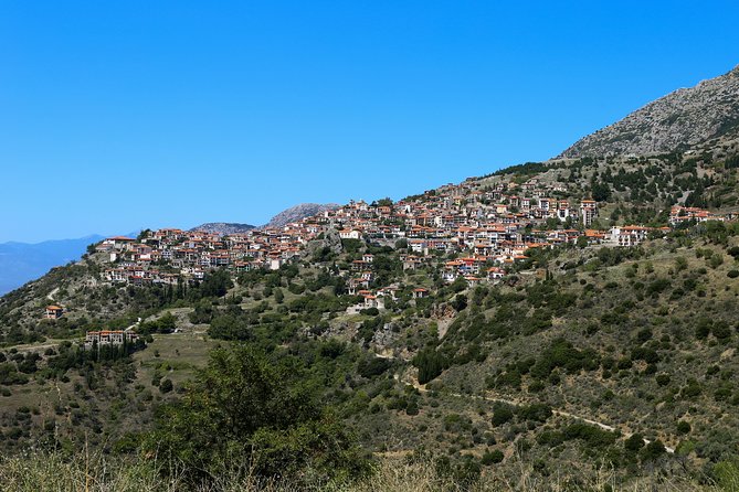 2 Days Private Tour: Delphi & Meteora - Lunch at Kamena Vourla