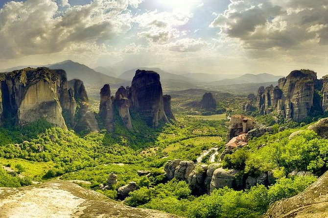 2 Days Private Tour: Delphi & Meteora - Should you book the Delphi and Meteora tour?