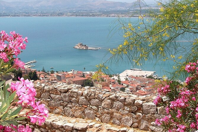 27 Day Grand Circle Tour of Mainland & Corfu, Mykonos, Santorini - Olympia, local tastes, and northern Greece
