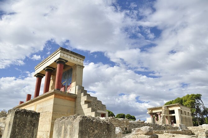 3 Day Tour Santorini, Crete to discover the Beauty of the Islands - Day 3: Santorini to Piraeus