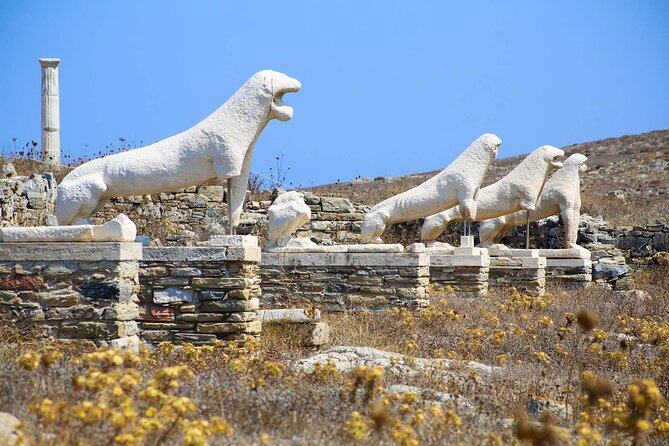 4 Day Private Tour to Paros, Mykonos, Santorini, - Day 3: Mykonos to Santorini and the caldera