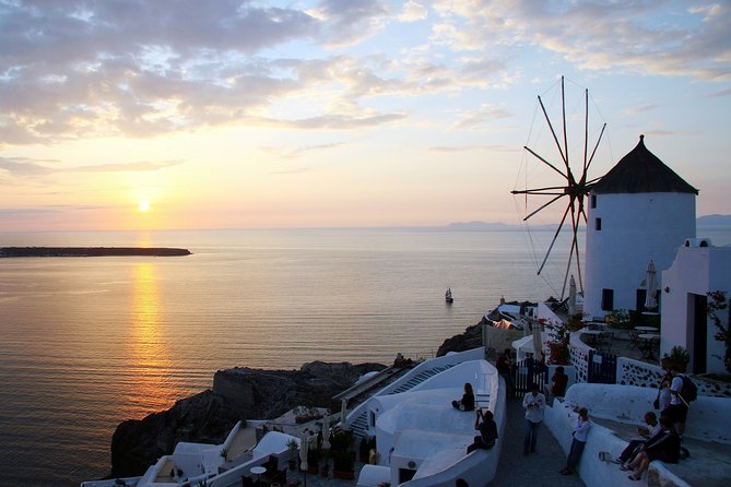 4 Day Private Tour to Paros, Mykonos, Santorini, - Ferries, luggage, and the value of private transfers