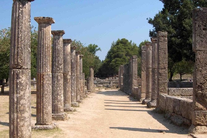 4-Days Argolis,Ancient Olympia,Delphi,Meteora private tour from Athens - Day 4: Meteora and the memory of Thermopylae