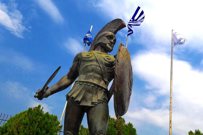 4 Days Classical Private Tour/ Corinth,Mycenae,Nafplio,Sparta,Olympia,Delphi - The driver, guide question, and daily rhythm