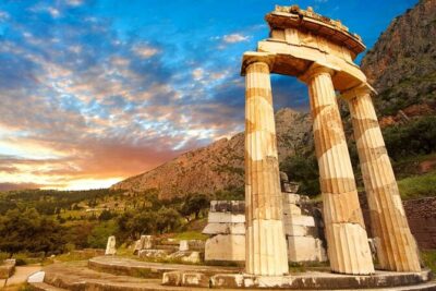 4day Spanish tour in Epidaurus Mycenae Olympia Delphi and Meteora
