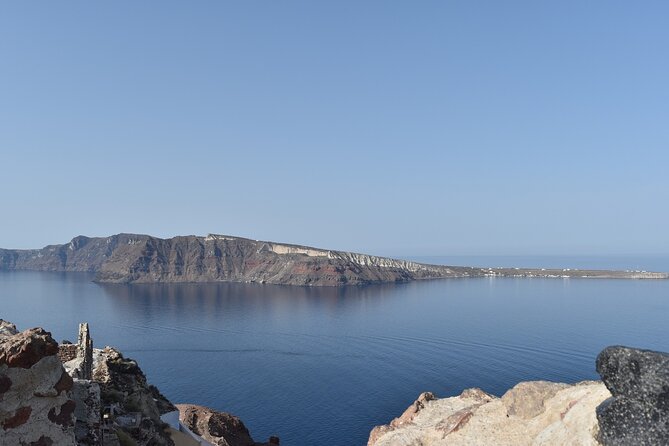 5 Day Tour in Delphi, Meteora, Santorini, Mykonos and Delos - A Mykonos farm visit with local tasting
