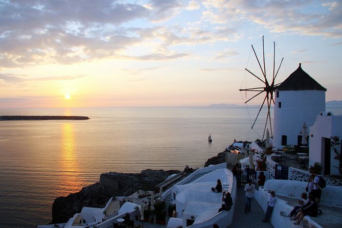 5 Day Tour in Delphi, Meteora, Santorini, Mykonos and Delos - The long ferry to Santorini