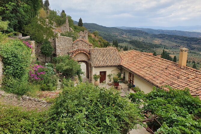 6-Day Private Tour - Delphi, Meteora, Nafplio & Monemvasia - Mystras, a Byzantine town worth slowing down for
