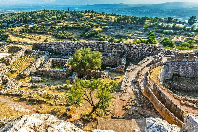 6-Day Private Tour - Delphi, Meteora, Nafplio & Monemvasia - Delphi and the road to Meteora