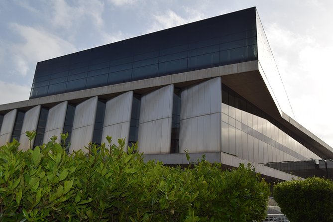 Acropolis & Acropolis Museum Group tour in German or Dutch - What the Guide Adds