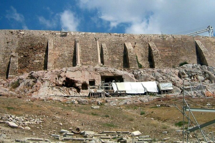 Acropolis: Private Guided Tour - The climb to the Parthenon