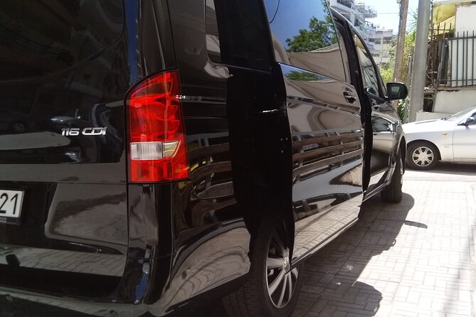 Airport Pickup Services - Who should book this Athens transfer?