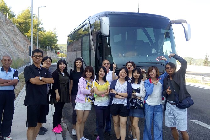 AIRPORT TRANSFER to/from hotel (up 14 in a luxurious Minibus ) - Key points to know before booking