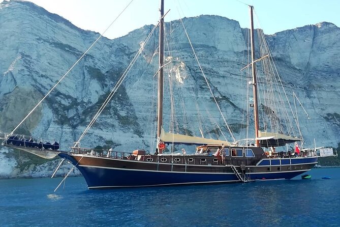 All Day Cruise -3 Islands to Agistri,Moni, Aegina with lunch and drinks included - Moni or Metopi: the swim stop