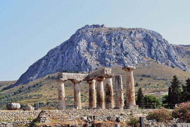 Ancient Corinth Half Day Tour from Athens - How the transportation and group size affect the day