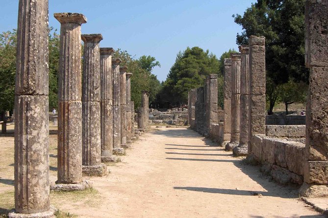 Ancient Olympia & Ancient Corinth Private LuxuryTour from Athens - Lunch and a short look at Olympia village
