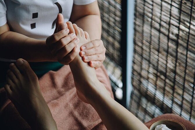 Aroma Massage - Enjoy a complete Spa experience from the comfort of your room - Booking, cancellation, and useful preparation