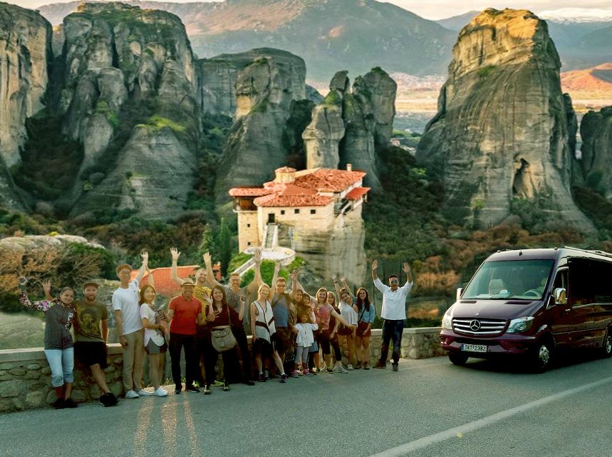 Athens: 2-Day Meteora Tour in Spanish with Guide & Hotel - The English sunset tour and Kalabaka’s old church