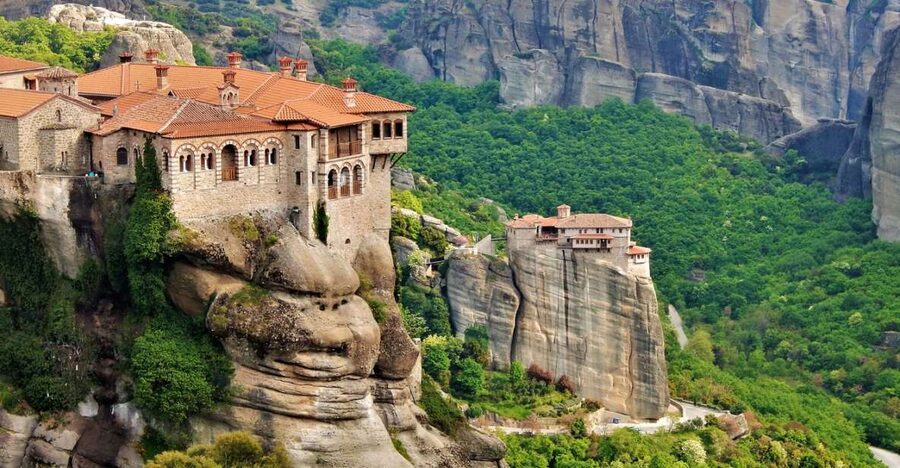 Athens: 2 Days in Meteora with 2 Guided Tours and Hotel Stay - Getting from Athens to Kalabaka by coach