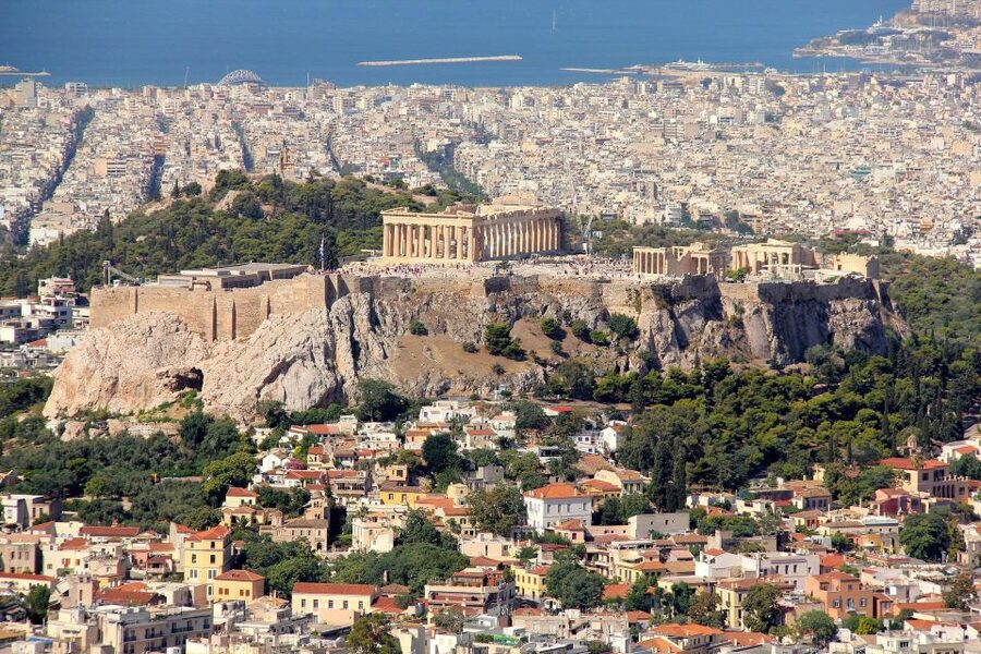 Athens: Acropolis Guided Walking Tour without Entry Ticket - Why a guide helps on the Acropolis
