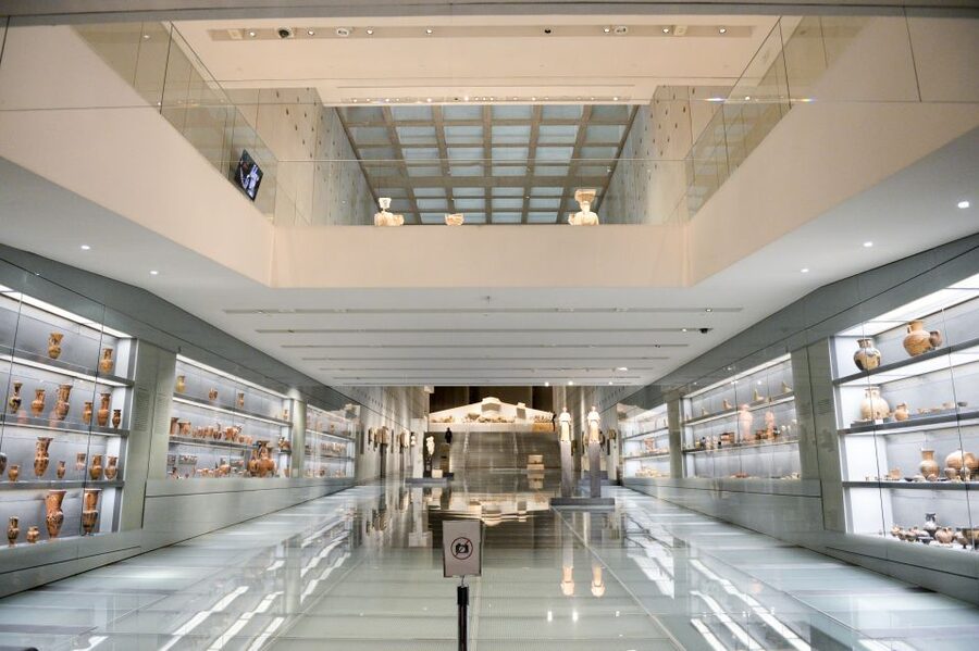 Athens: Acropolis Museum Private Guided Tour - What private really means here