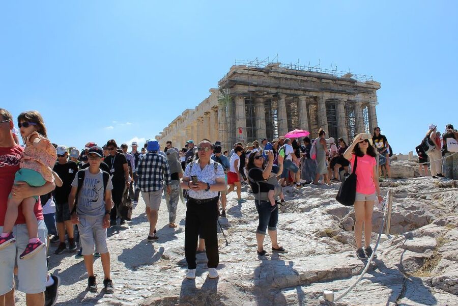 Athens: Acropolis Ticket with Multilingual Audio Guide - How the audio guide works in practice
