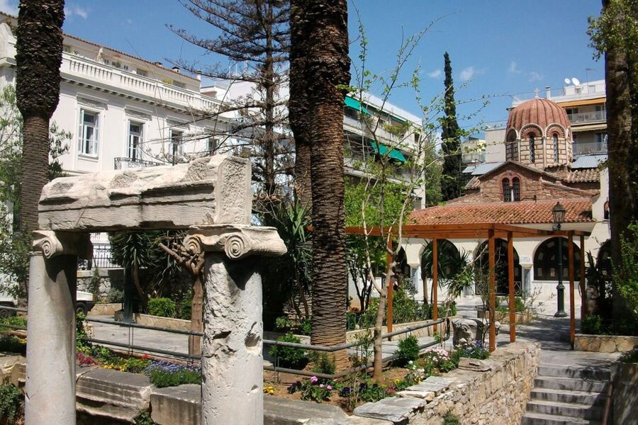 Athens: Acropolis with Museum, Guided Tour & Greek Lunch - Climbing to the Acropolis monuments