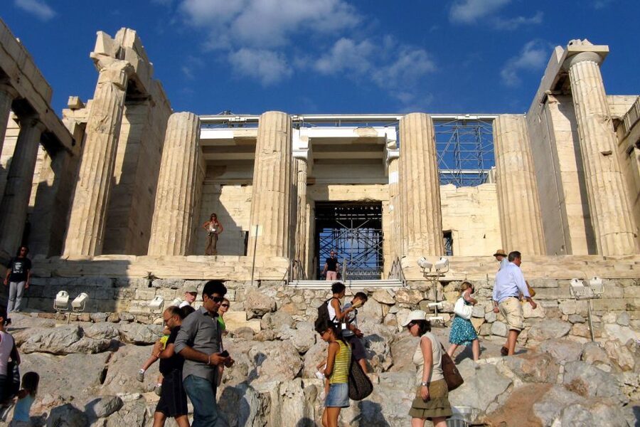 Athens: Acropolis with Museum, Guided Tour & Greek Lunch - The walking, heat, and access questions