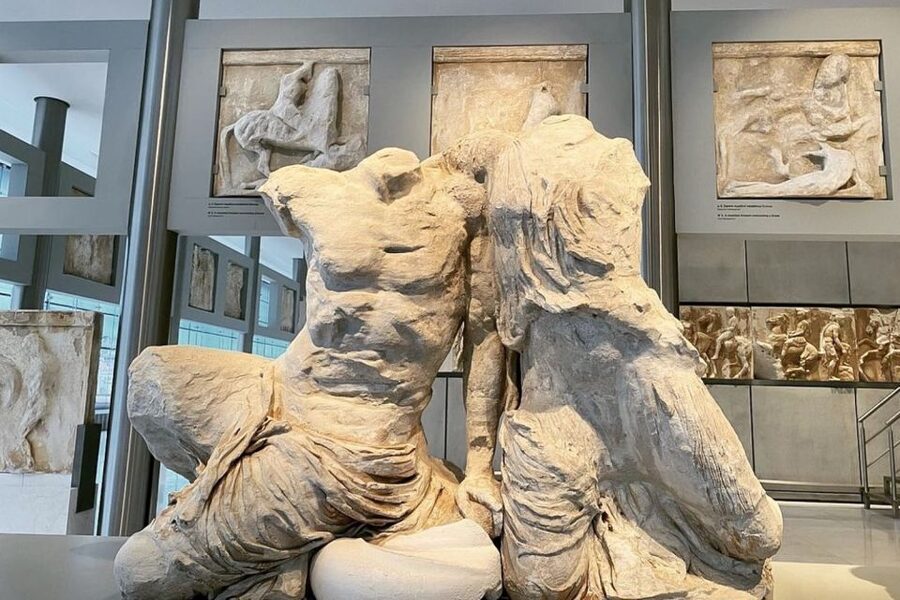 Athens: Acropolis with Museum, Guided Tour & Greek Lunch - Who will get the most from this tour