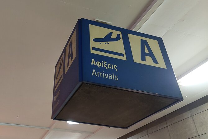 Athens Airport to Athens Hotels Private Transfer with Meet&Greet - The 45-Minute Ride Into Athens