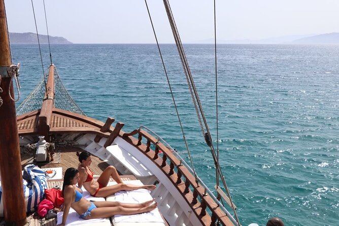 Athens: All Day Cruise to Agistri Moni Aegina with Lunch & Drinks - The crew makes a practical difference