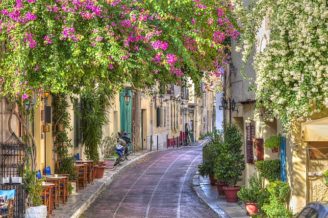 Athens and Piraeus private tour for groups - What the $270.34 group price really buys