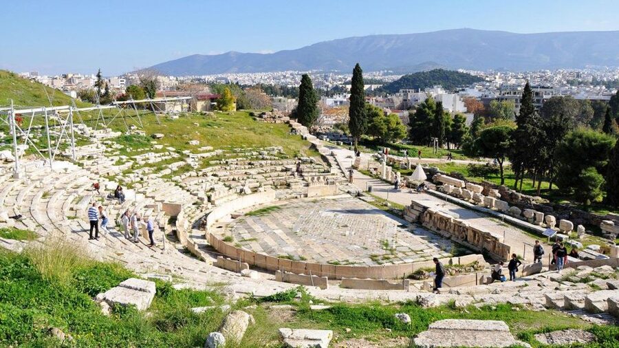 Athens Audioguide - TravelMate app for your smartphone - Lycabettus, the National Garden, and modern city life