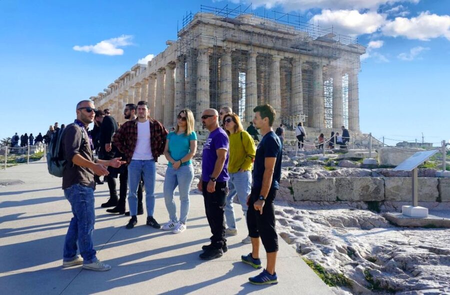 Athens: Bike Tour with Acropolis & Parthenon Visit - What the guides add