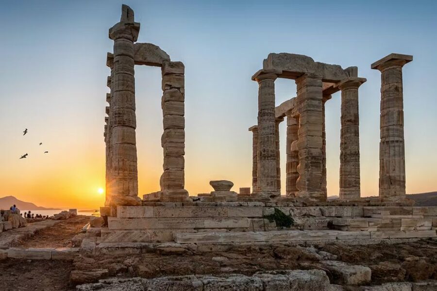 Athens: Cape Sounion &Temple of Poseidon Sunset Tour & Audio - What to expect at Vouliagmeni Lake