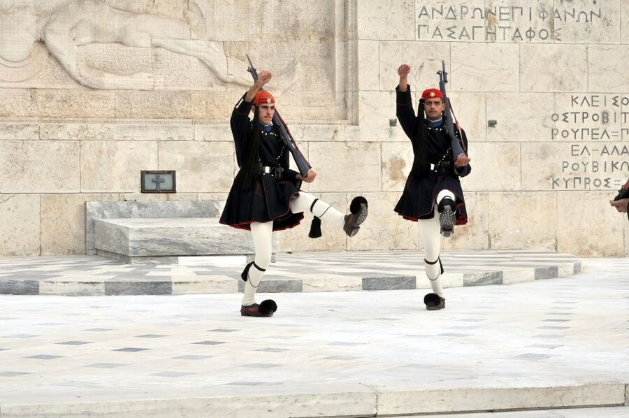 Athens City, Acropolis and Museum Tour with Entry Tickets - How the guide shapes the experience