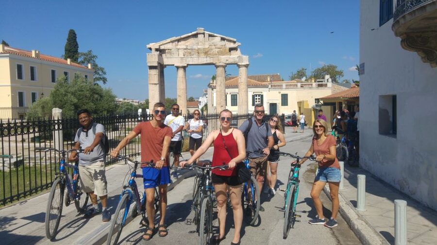 Athens: City Highlights Bike tour - Standard bike or electric bike?