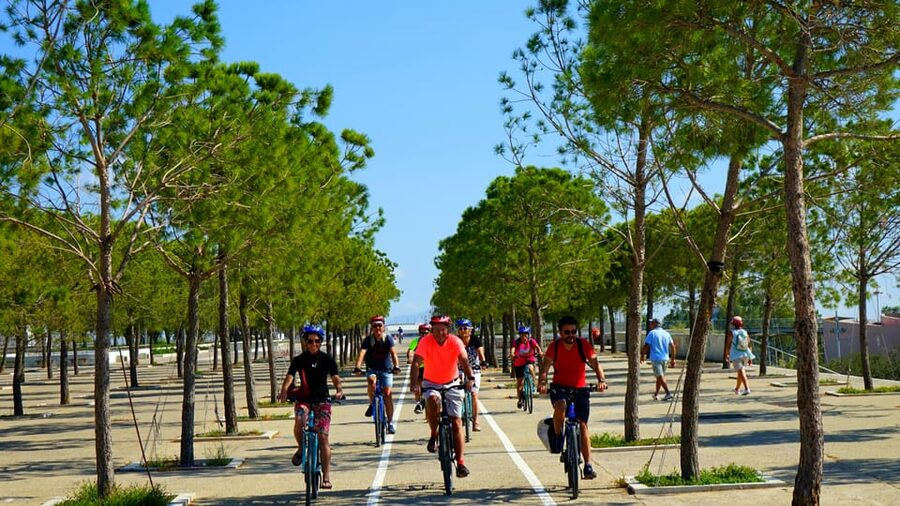 Athens: City & Sea Bike Tour - Kalamaki Beach and the halfway pause