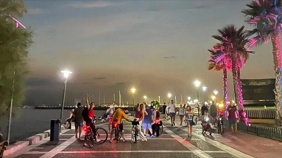 Athens Coastline: Explore by Bike - What the ride feels like in practice