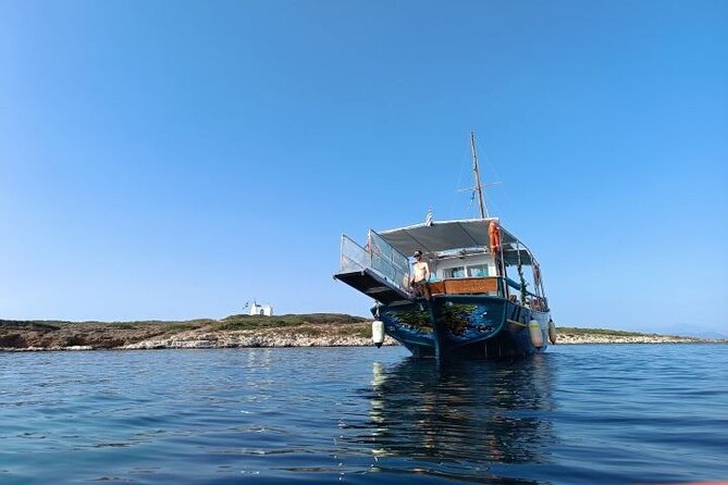 Athens Cruise Tour with Mediterranean BBQ - Raftis Island and the tailor’s statue