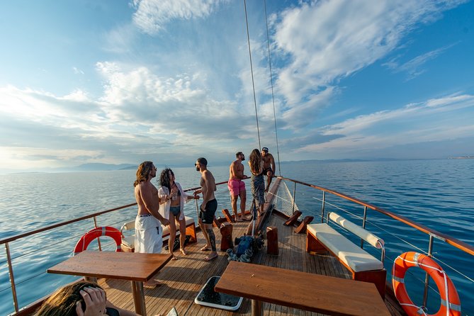 Athens Day Cruise: 3 Islands Tour in the Saronic Gulf with Lunch - Crew, atmosphere, and solo suitability