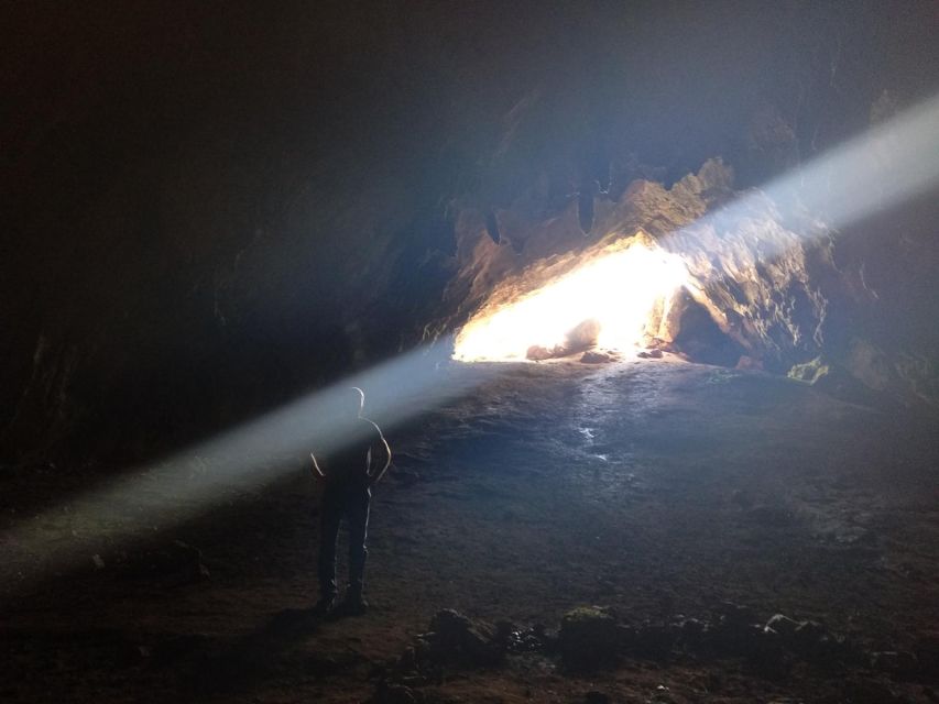 Athens: Delphi, Corycian Cave, and 300 Battlefield Day Trip - The off-road climb to Corycian Cave