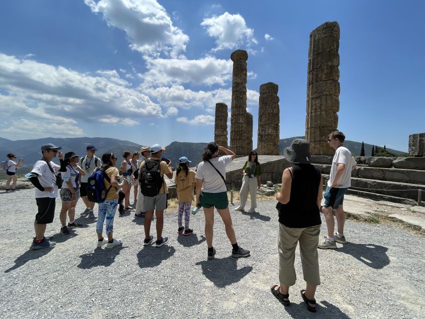 Athens: Delphi Guided Trip with Optional Lunch and Entry - Arachova, lunch, and a slower hour
