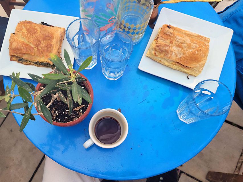 Athens: Family Mythology Treasure Hunt and Tour - Plaka, where the clues get more playful