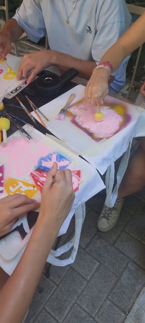 Athens: Graffiti Workshop and Tote Bag Painting Experience - Key points at a glance